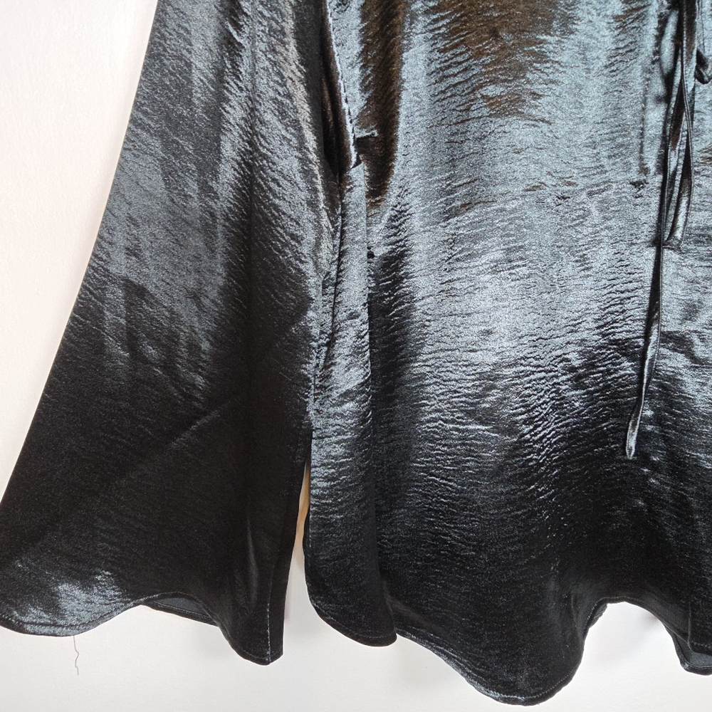 Ava & Viv Women's Black Satin V-Neck Top Long Bell Sleeves 2X Glam Whimsigoth - Picture 10 of 15